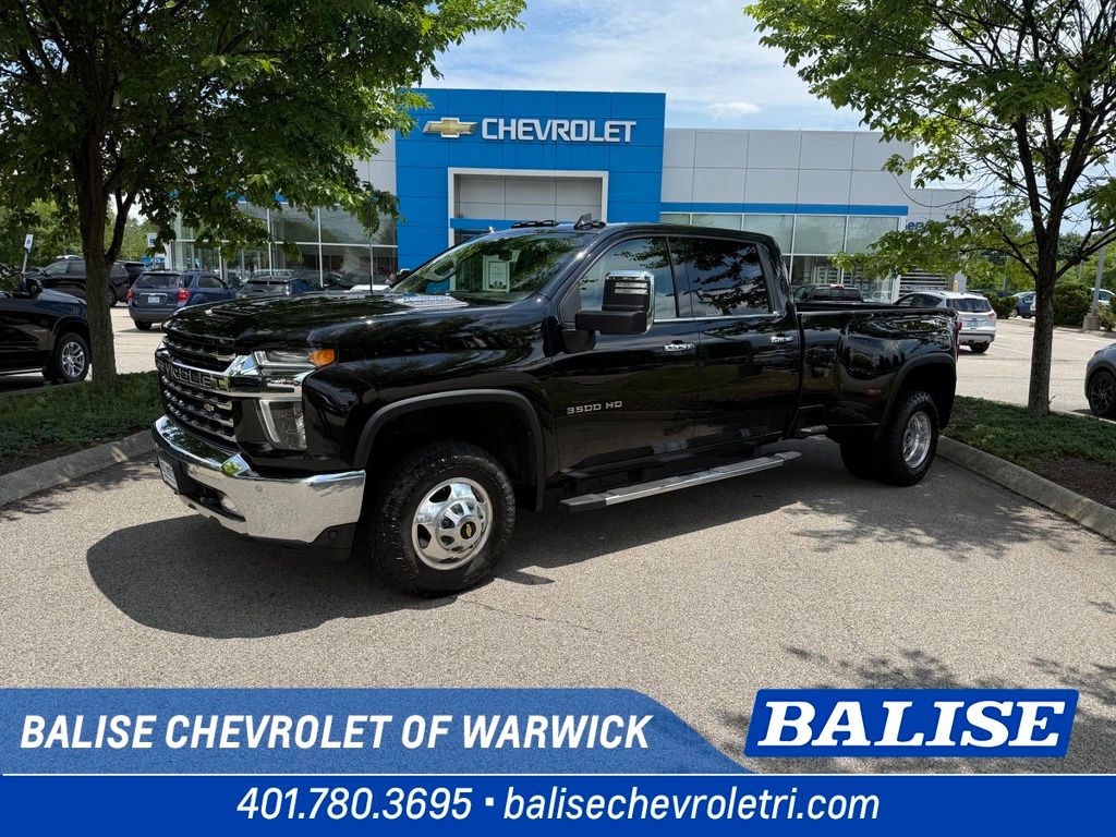 Mosaic Black Metallic 2021 Chevrolet Silverado 3500HD Pickup Truck Four-Wheel Drive Automatic