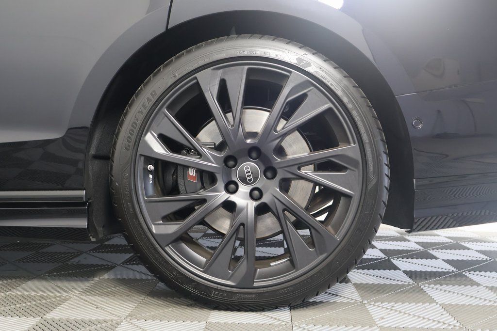 2025 Audi S8 4.0T 10