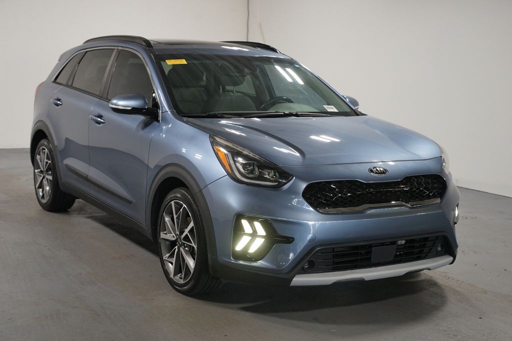 Thumbnail: 2020 Kia Niro - 3
