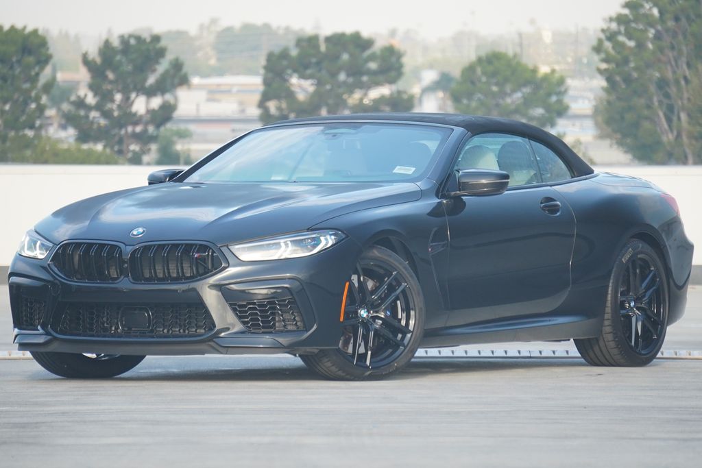 Thumbnail: 2025 BMW M8 - 2
