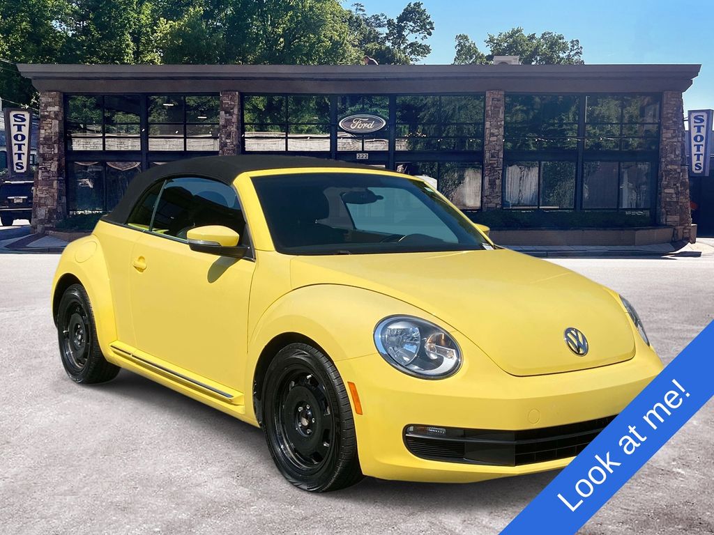 2013 Volkswagen Beetle 2.5L Convertible