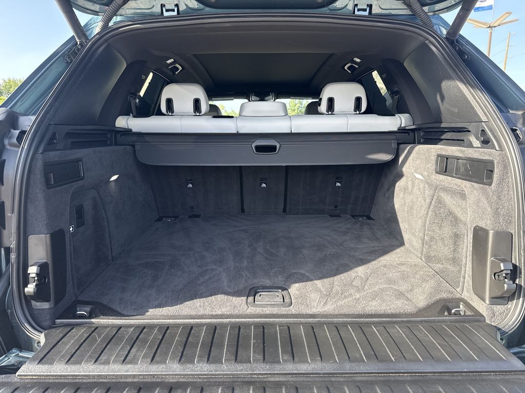 2024 BMW X5 sDrive40i Blue at Mac Haik CDJR North Houston