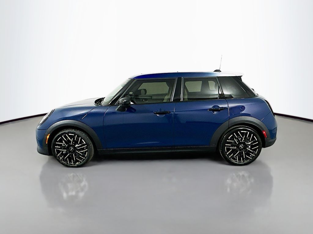 2025 MINI Cooper S 8