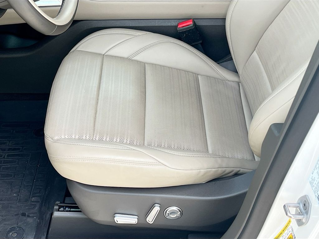 2025 Lincoln Nautilus Reserve White at Cook Ford