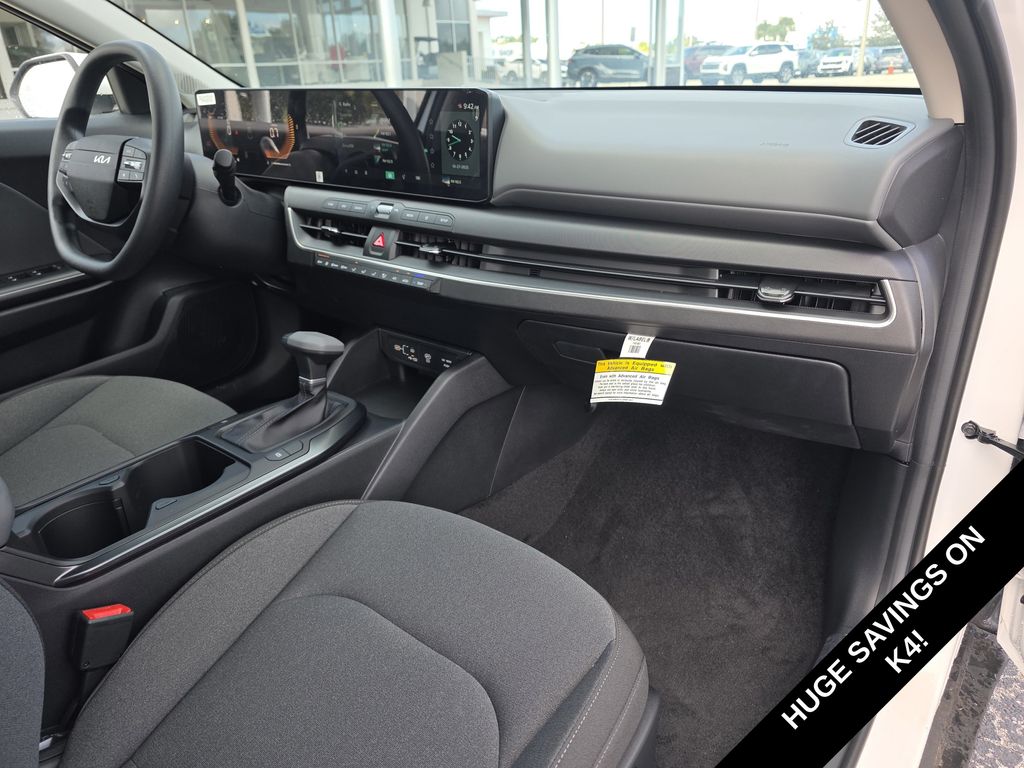 new 2025 Kia K4 car, priced at $19,502