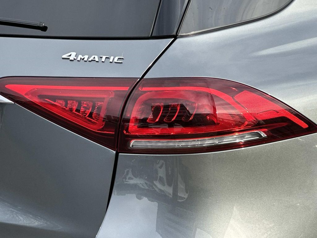 Thumbnail: 2022 Mercedes-Benz GLE - 10