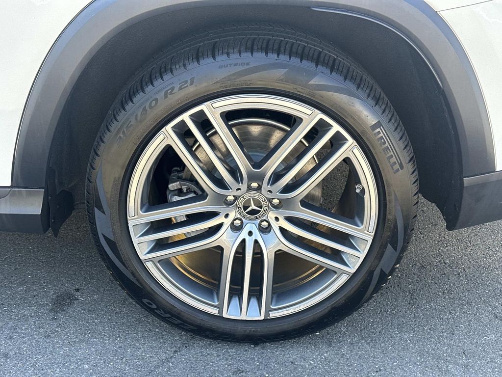 Thumbnail: 2024 Mercedes-Benz GLS - 15