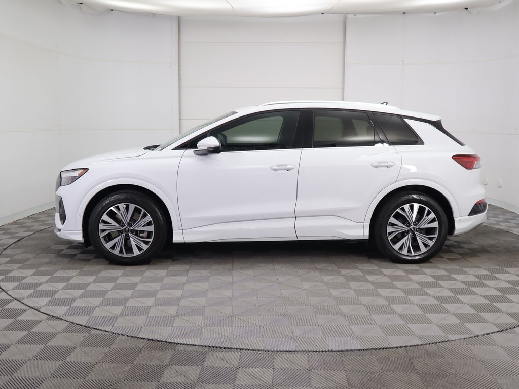 2023 Audi Q4 e-tron Premium Plus 8