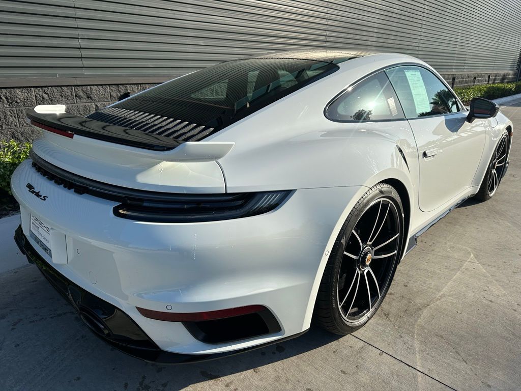 2024 Porsche 911 Turbo S 9