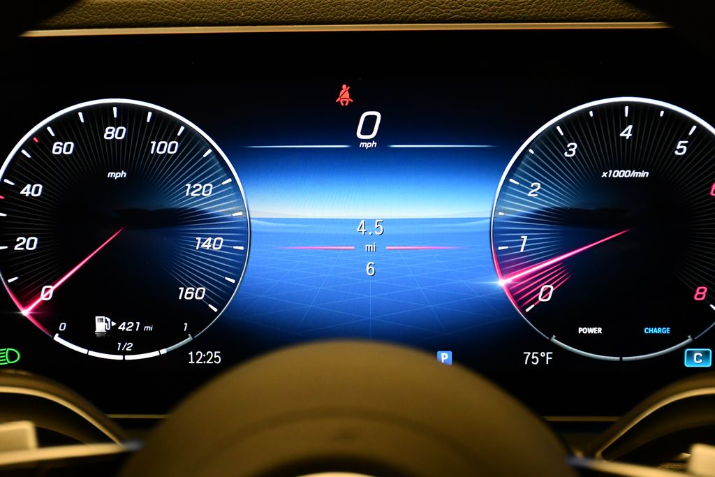 Thumbnail: 2026 Mercedes-Benz GLE - 25