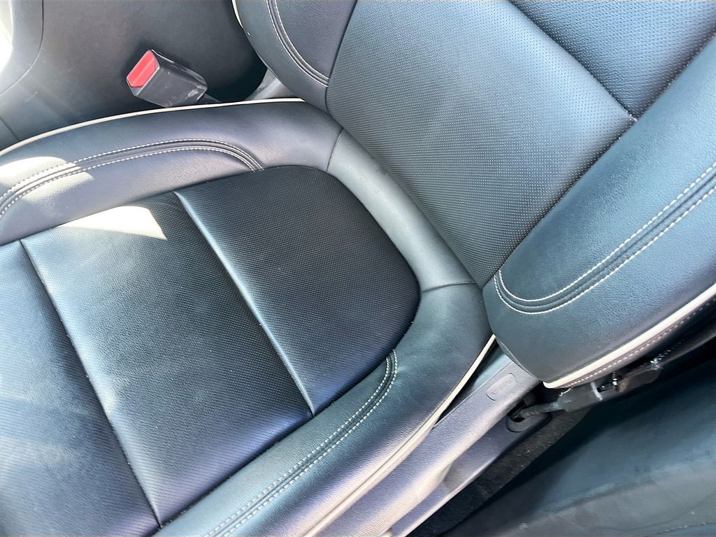 Used 2023 Red Chevrolet Premier image 20