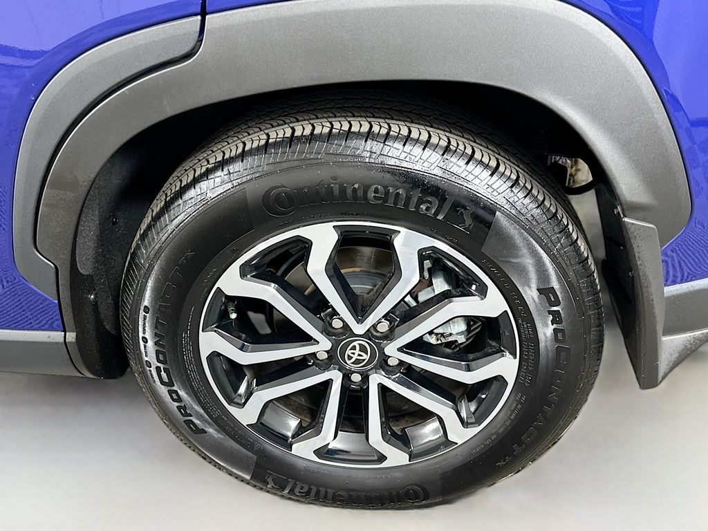 Thumbnail: 2025 Toyota Corolla Cross - 31