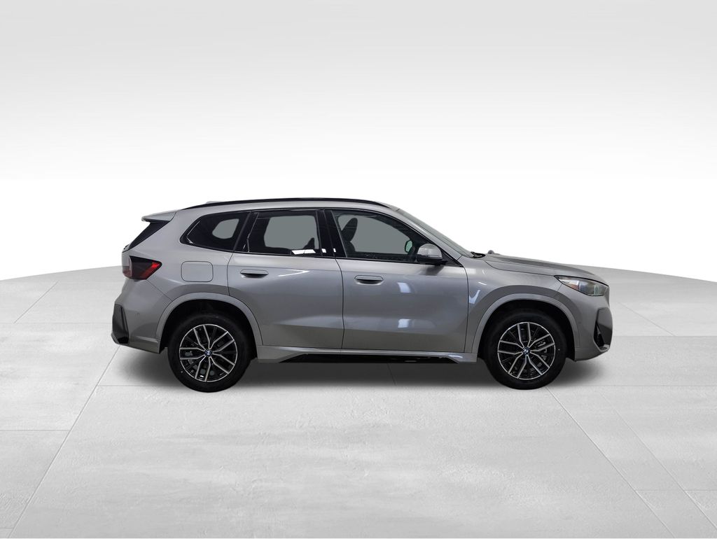 2025 BMW X1 xDrive28i 6