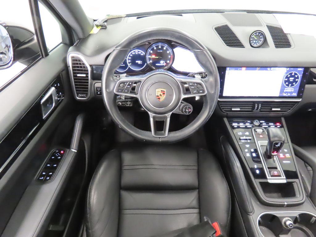 Thumbnail: 2019 Porsche Cayenne - 16