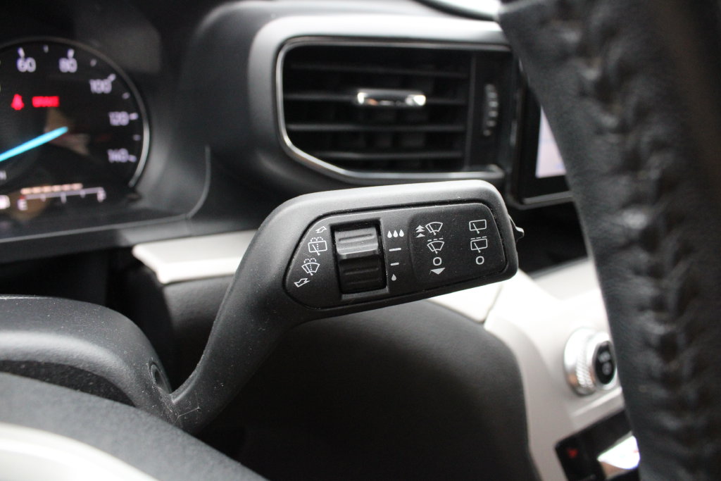 Used 2023 Gray Ford XLT image 14
