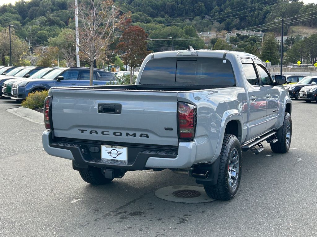 Thumbnail: 2020 Toyota Tacoma - 5