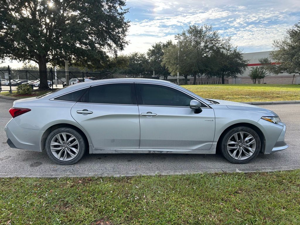 Thumbnail: 2021 Toyota Avalon - 6