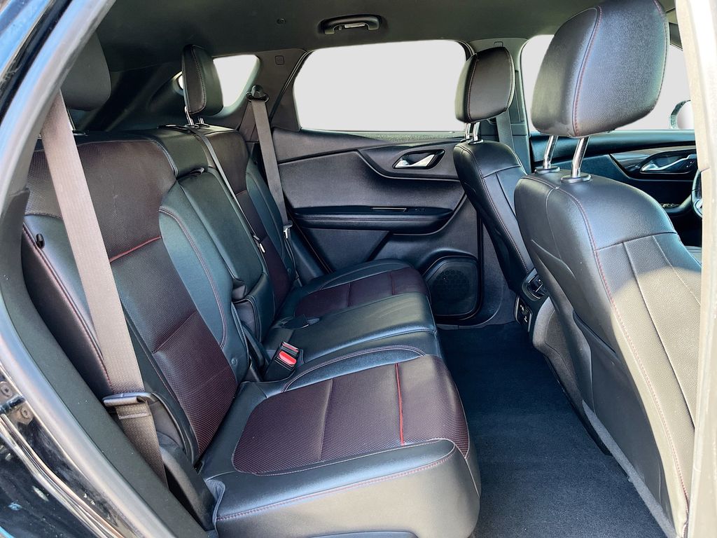Used 2020 Black Chevrolet RS image 27