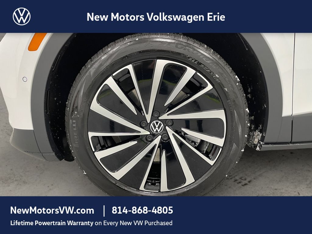 New 2025 Opal White Pearl Volkswagen Pro image 11