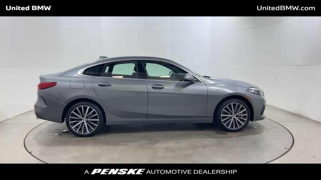 Thumbnail: 2024 BMW 2 Series - 9