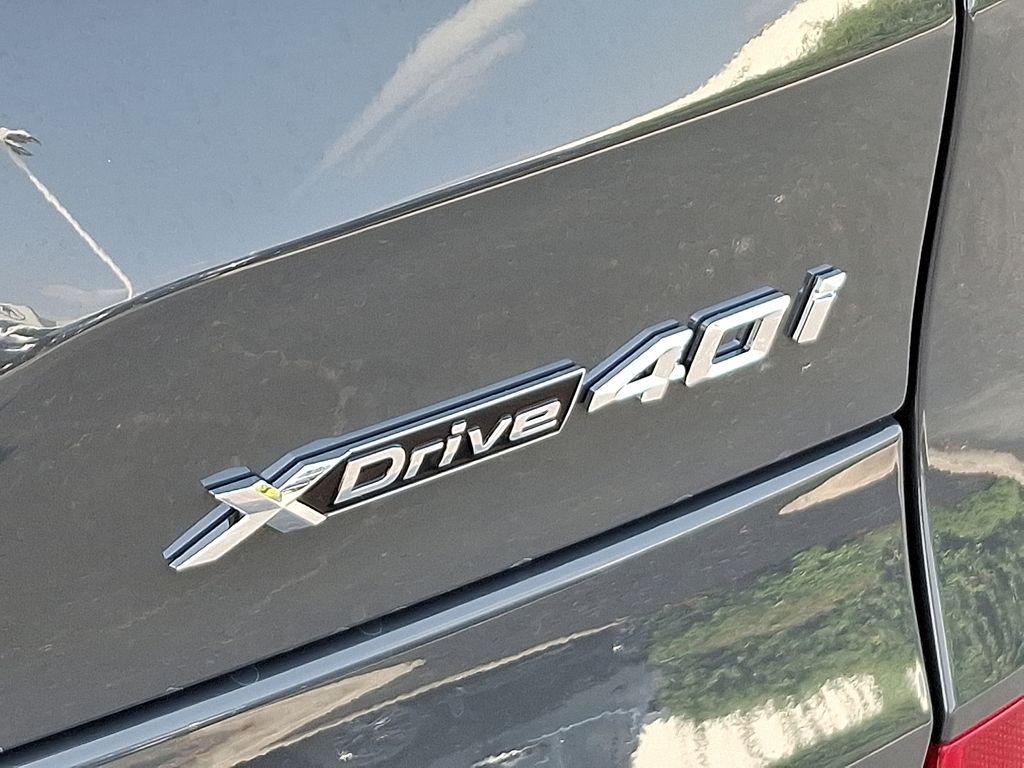 Thumbnail: 2026 BMW X5 - 12