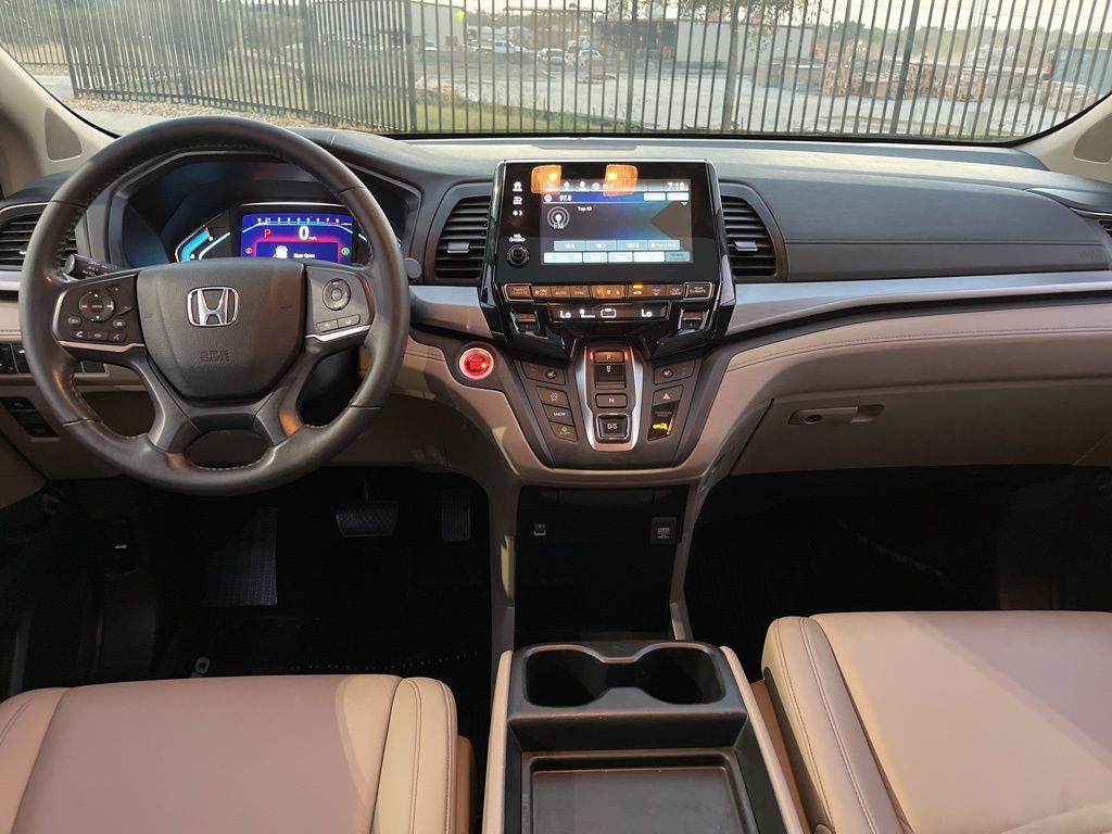 Thumbnail: 2023 Honda Odyssey - 16