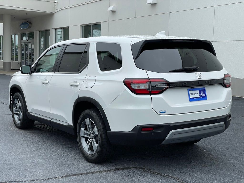 2024 Honda Pilot EX-L 4