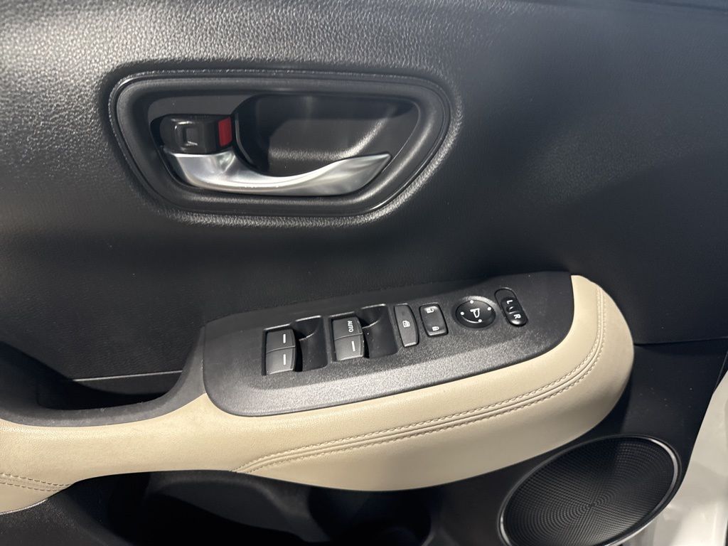 Thumbnail: 2024 Honda HR-V - 28