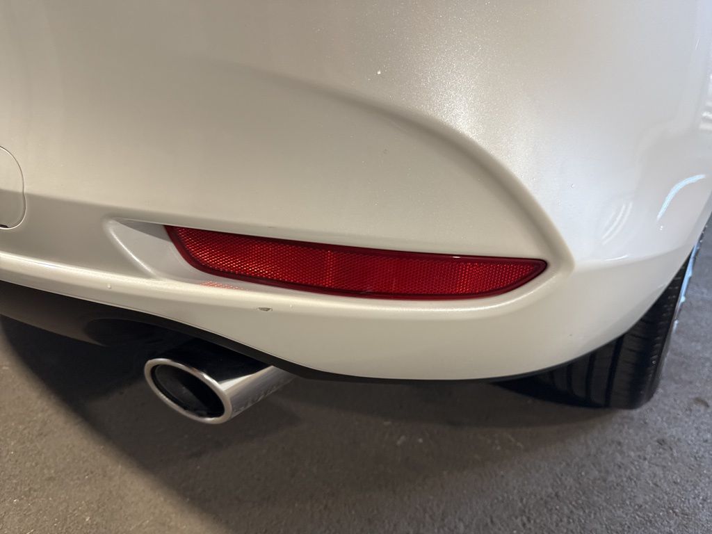 Thumbnail: 2025 Mazda Mazda3 - 15