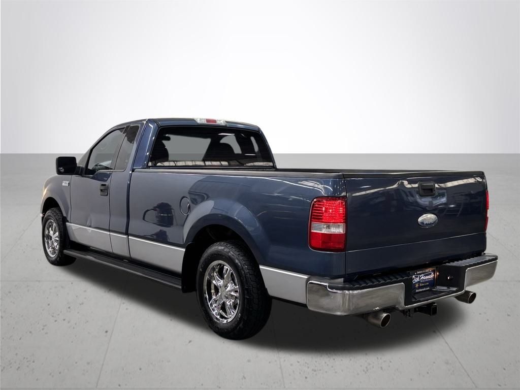 2004 Ford F-150 XLT