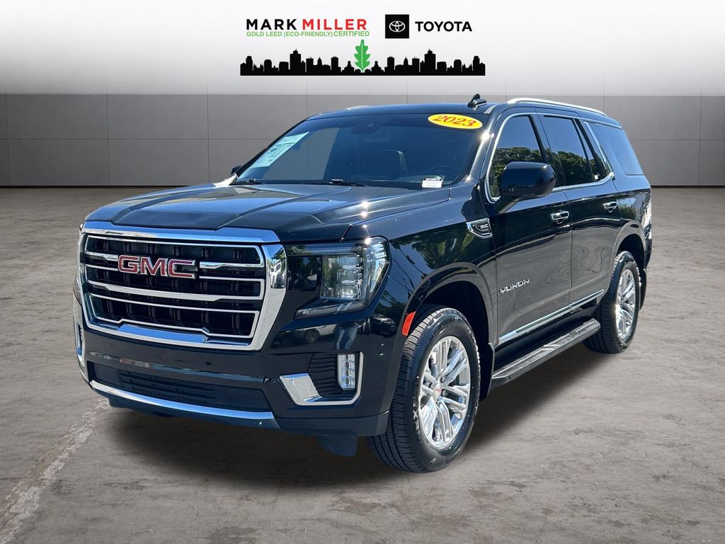  2023 GMC Yukon SLT 4WD   