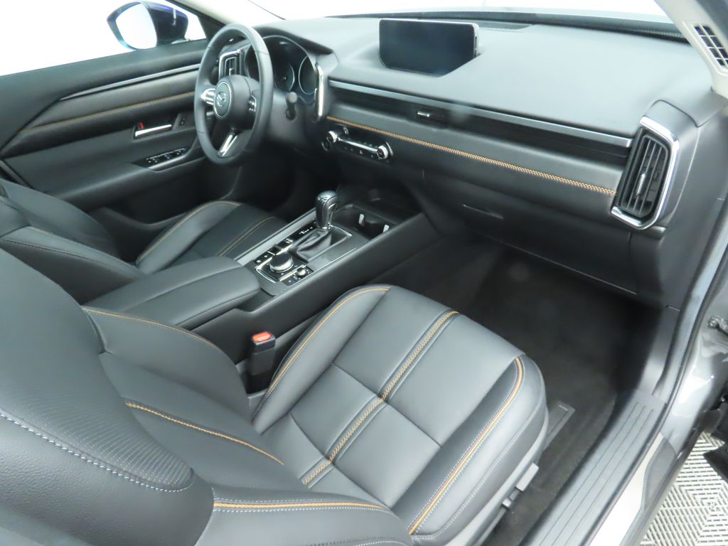 Thumbnail: 2025 Mazda CX-50 - 18