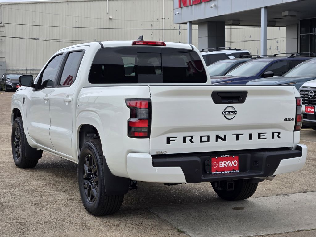 View vehicle photo 4