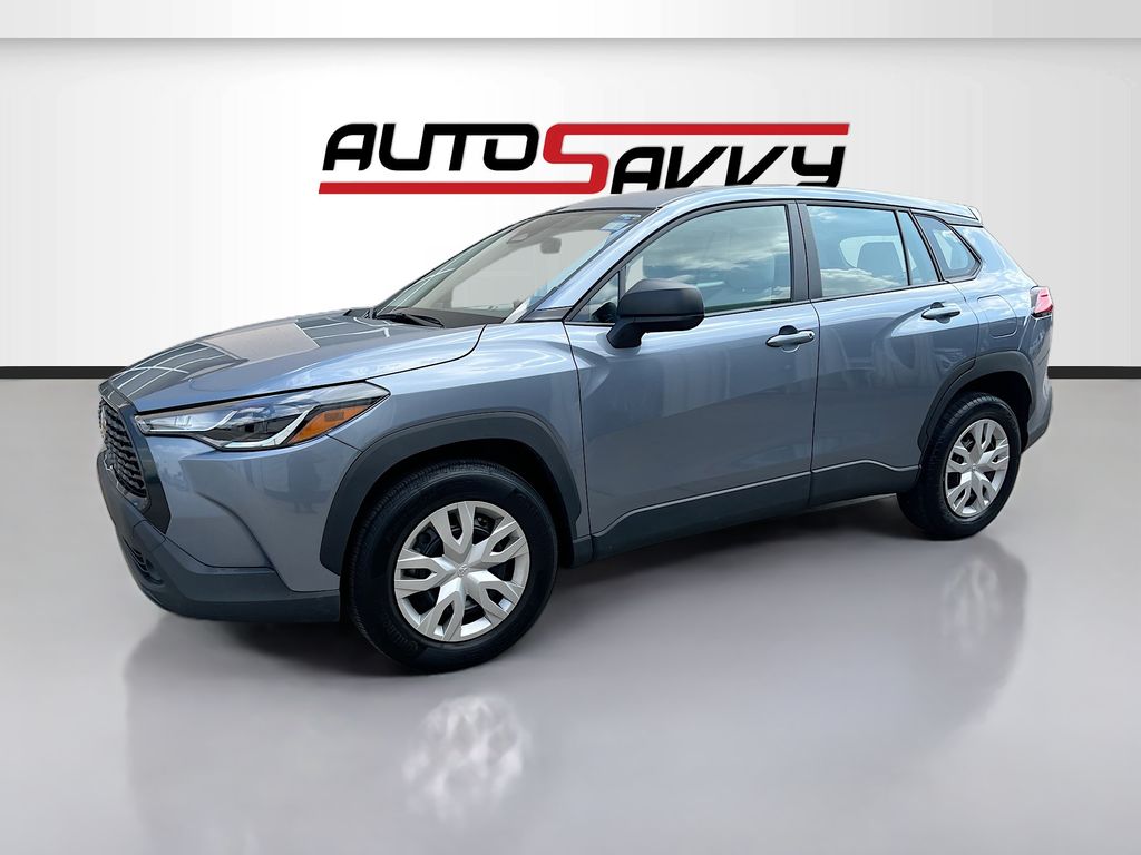 Used 2025 Blue Toyota L image 3