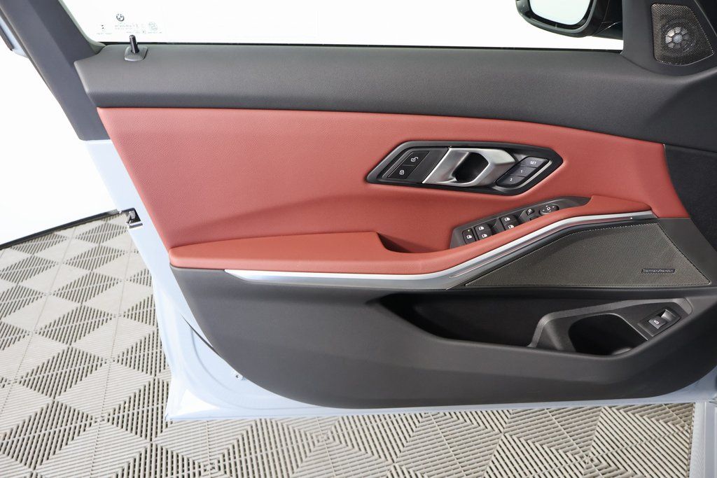 Thumbnail: 2026 BMW 3 Series - 7