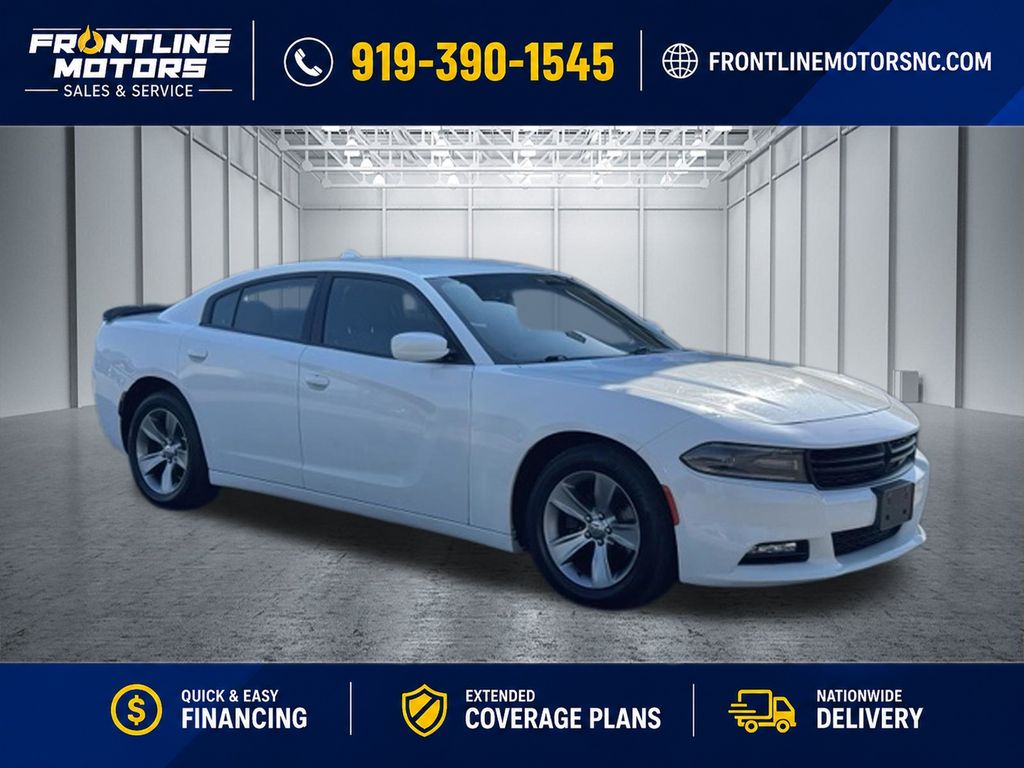 White Knuckle Clearcoat 2018 Dodge Charger Sedan Rear-Wheel Drive 8-Speed Automatic