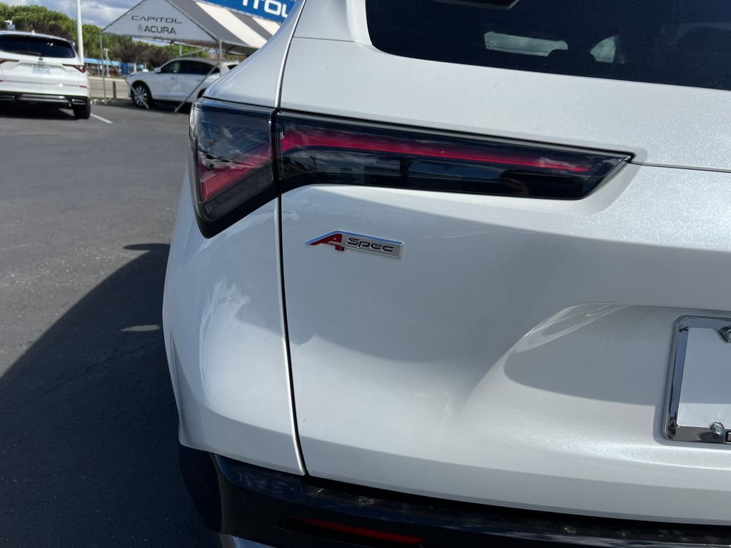 Thumbnail: 2025 Acura ADX - 11