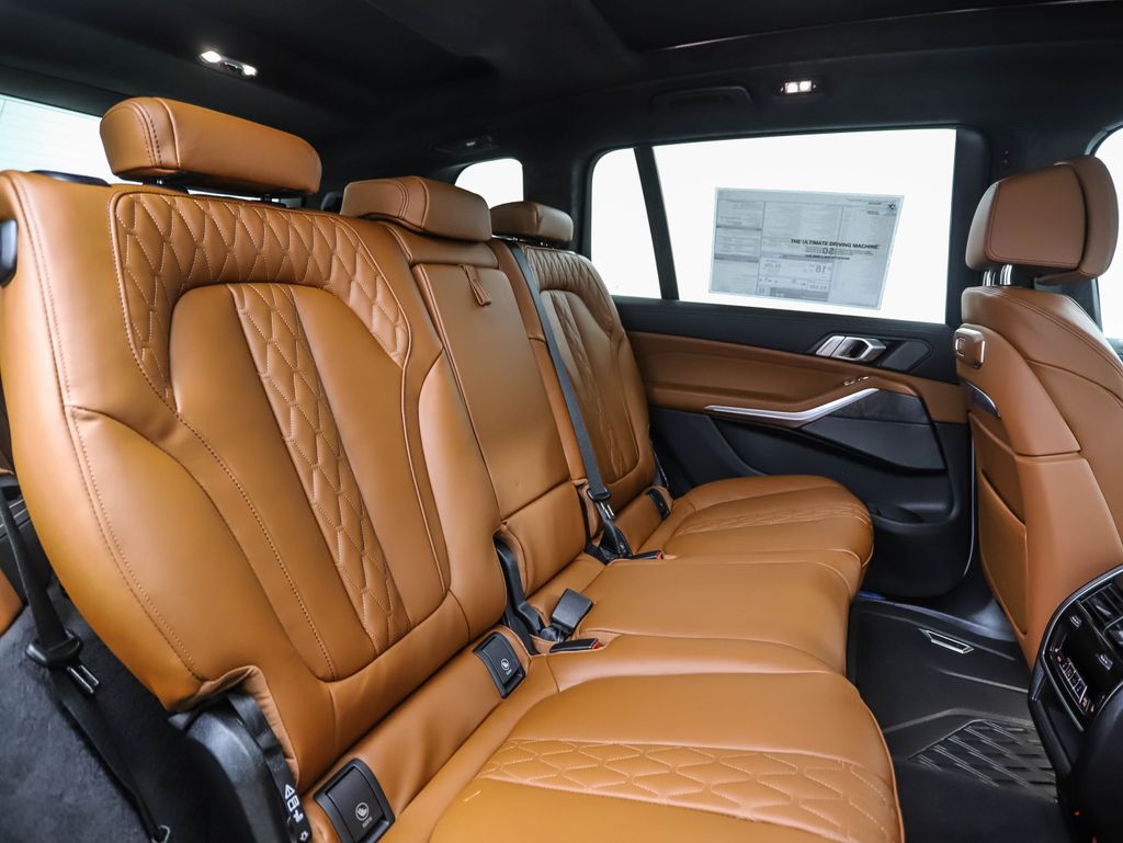 Thumbnail: 2025 BMW X7 - 29