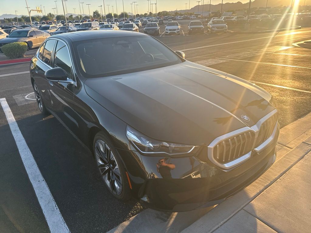 Thumbnail: 2025 BMW i5 - 2
