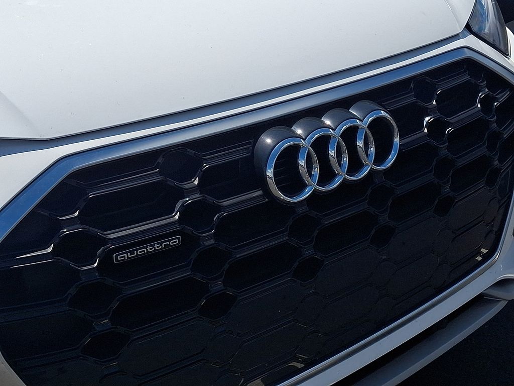 Thumbnail: 2024 Audi Q5 - 4