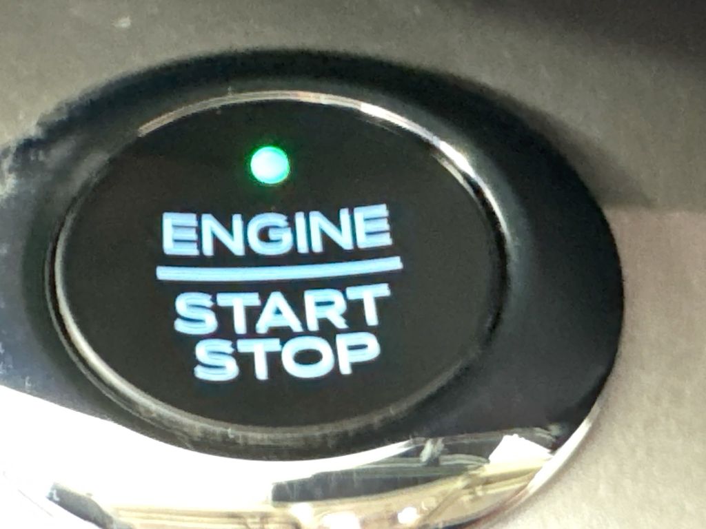 Used Car 2020 Ford Explorer  Xlt For Sale Under $20,000 In Austin, Texas