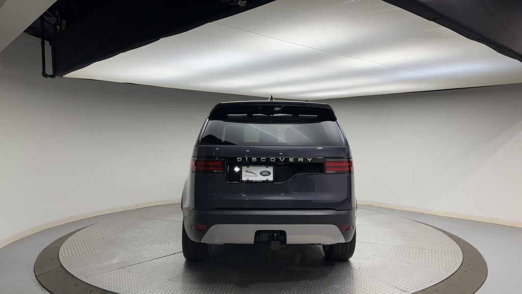 2024 Land Rover Discovery S 7