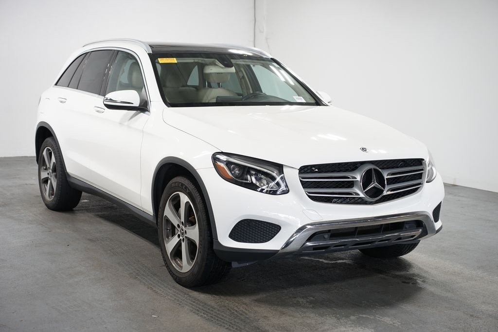 Thumbnail: 2017 Mercedes-Benz GLC - 3