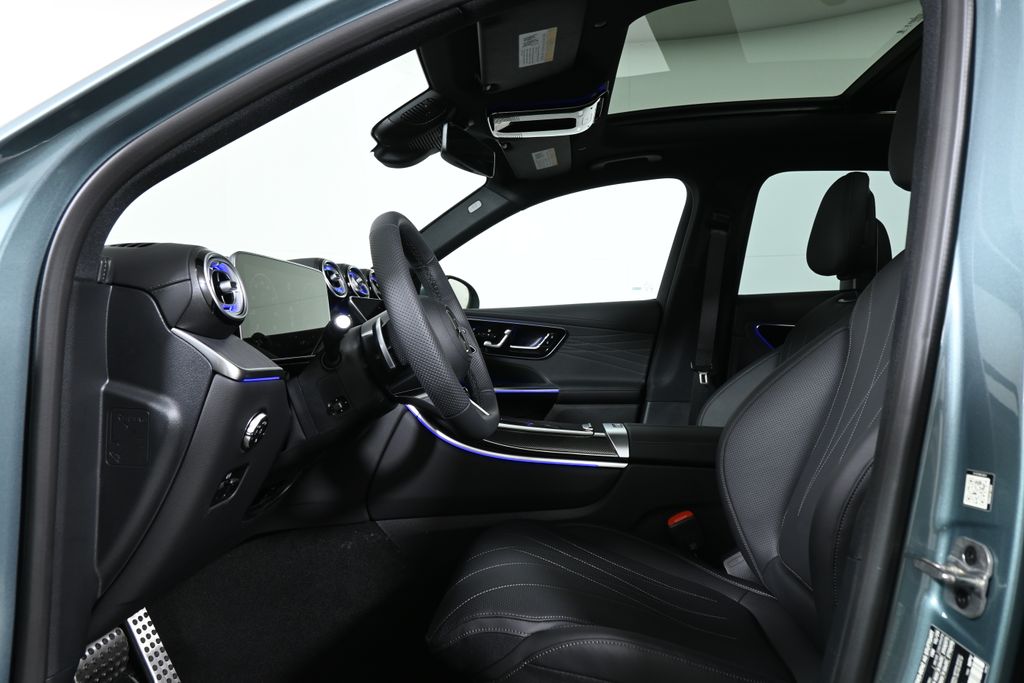 Thumbnail: 2026 Mercedes-Benz GLC - 3