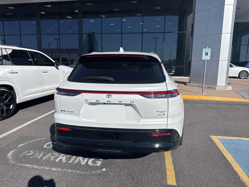 Thumbnail: 2025 Toyota Crown Signia - 5