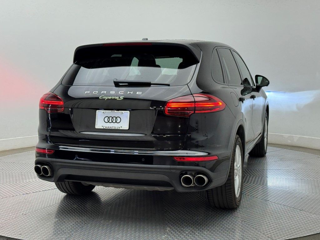 2016 Porsche Cayenne S E-Hybrid 9