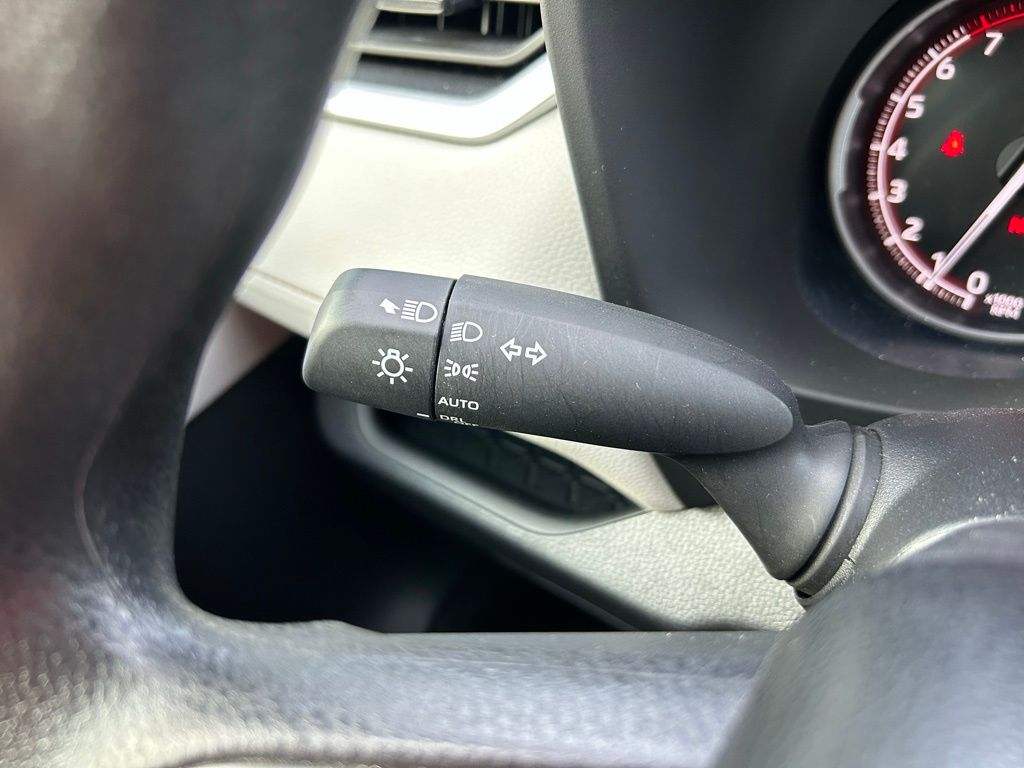 2024 Toyota RAV4 XLE 22