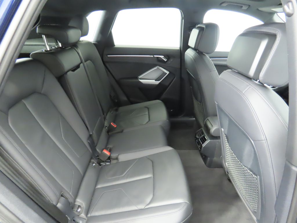 Thumbnail: 2023 Audi Q3 - 20