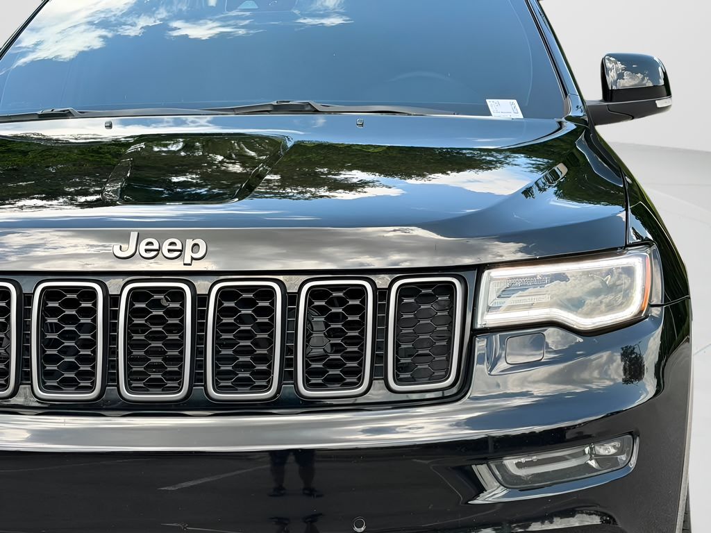 Used 2019 Black Jeep Overland image 25