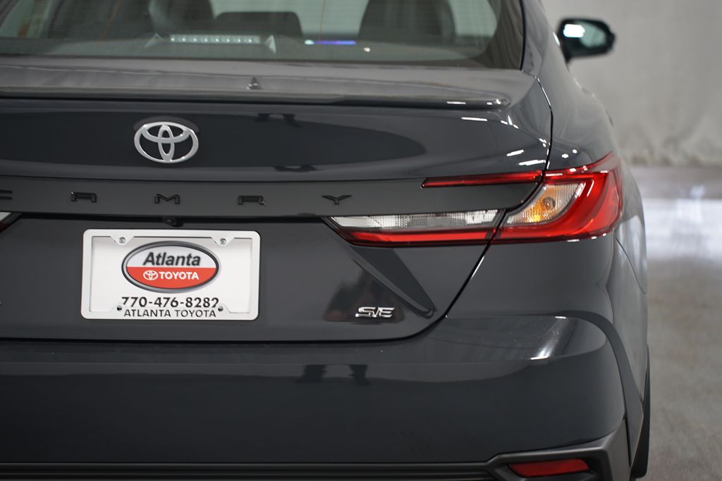 Thumbnail: 2025 Toyota Camry - 10